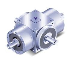 Apex Dynamics spiral bevel dual shaft and hollow shaft planetary gearboxes are designed to provide accuracy down to 6 arc-min or less.